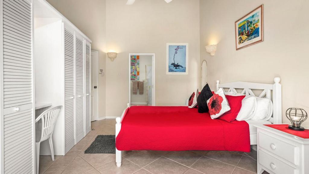 Nanpa, Luxury Family Three Bed Villa, St James West Coast, Private Pool เซนต์เจมส์ ภายนอก รูปภาพ